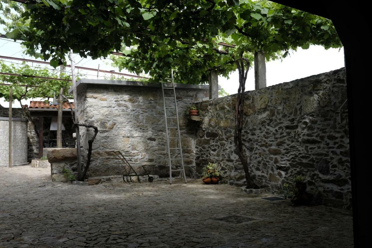 ヴァーレ・デ・カンブラ Casa Do Aido De Cimaヴィラ エクステリア 写真