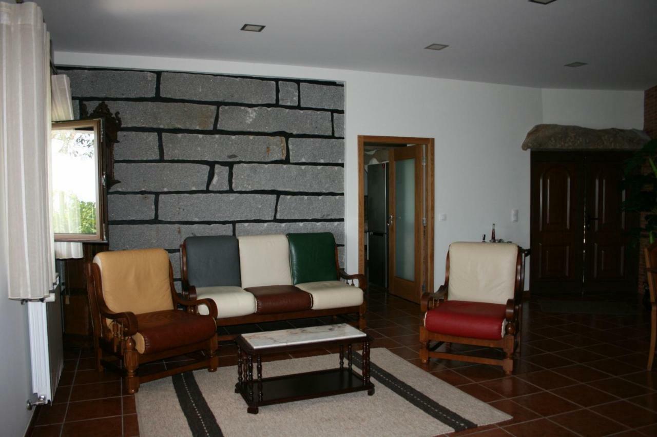 ヴァーレ・デ・カンブラ Casa Do Aido De Cimaヴィラ エクステリア 写真